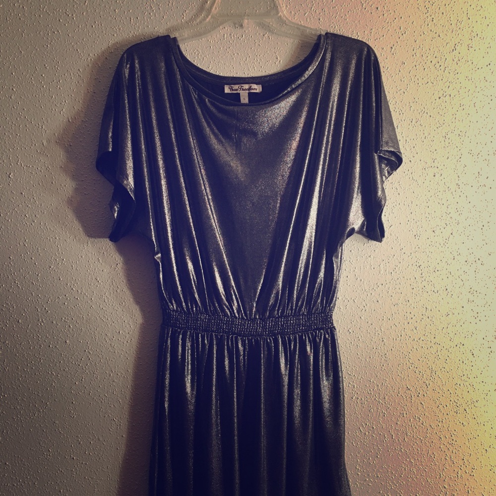 Sparkling silver gray New Years dress